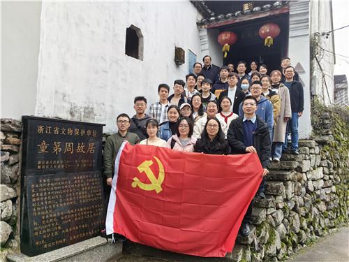 男生在爱情里应该主动表达爱吗?- 专业有问必答平台